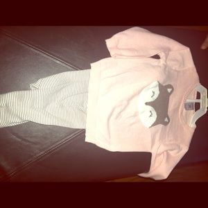 Carter’s cute sweater set